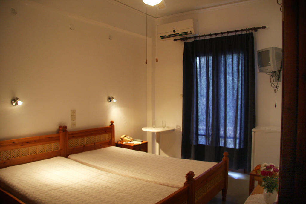 Hotel Rena Ágios Kírykos الغرفة الصورة